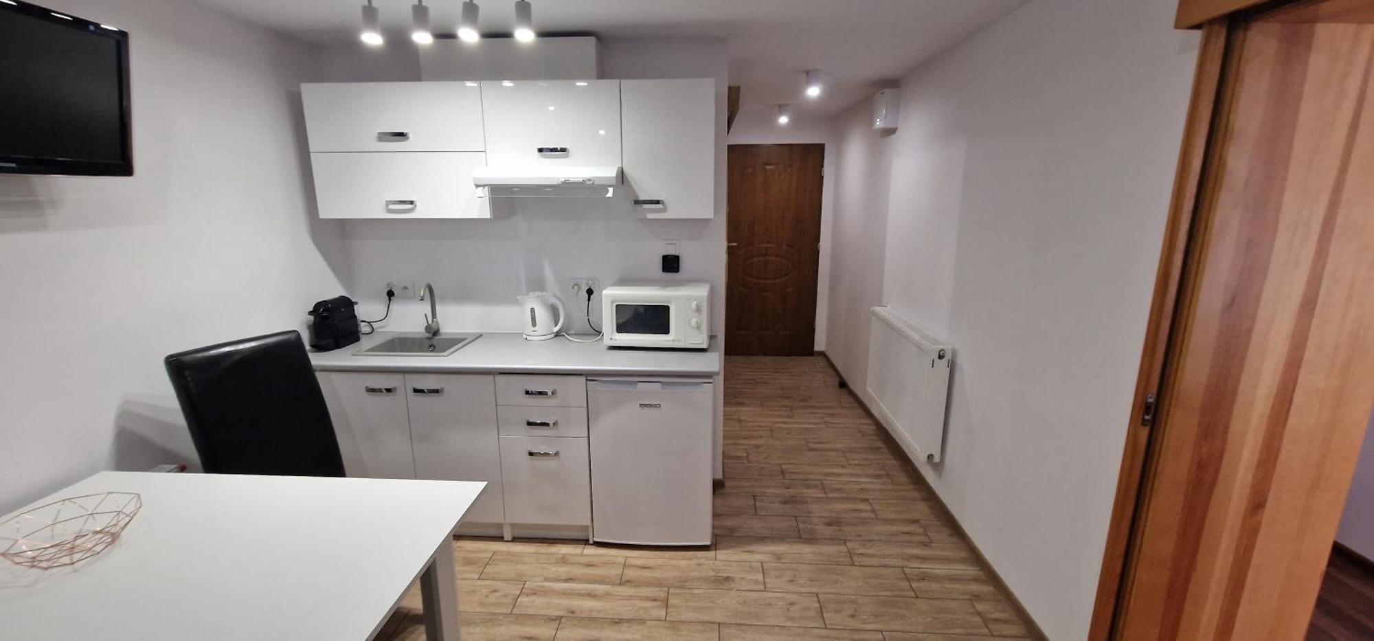 Cudowny Zakatek Z Ogrodem I Basenem Apartment Bukwica  Room photo